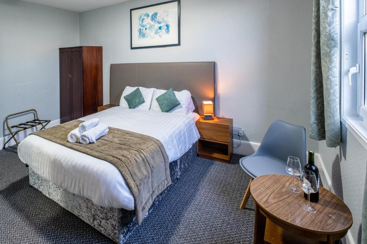Royal Lion Hotel United Kingdom Buitenkant foto
