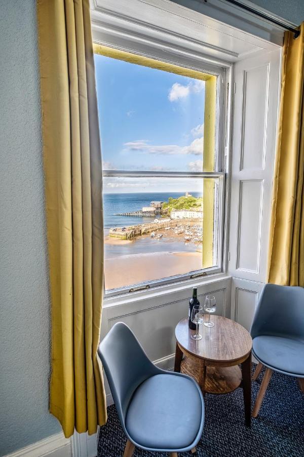 Royal Lion Hotel United Kingdom Buitenkant foto