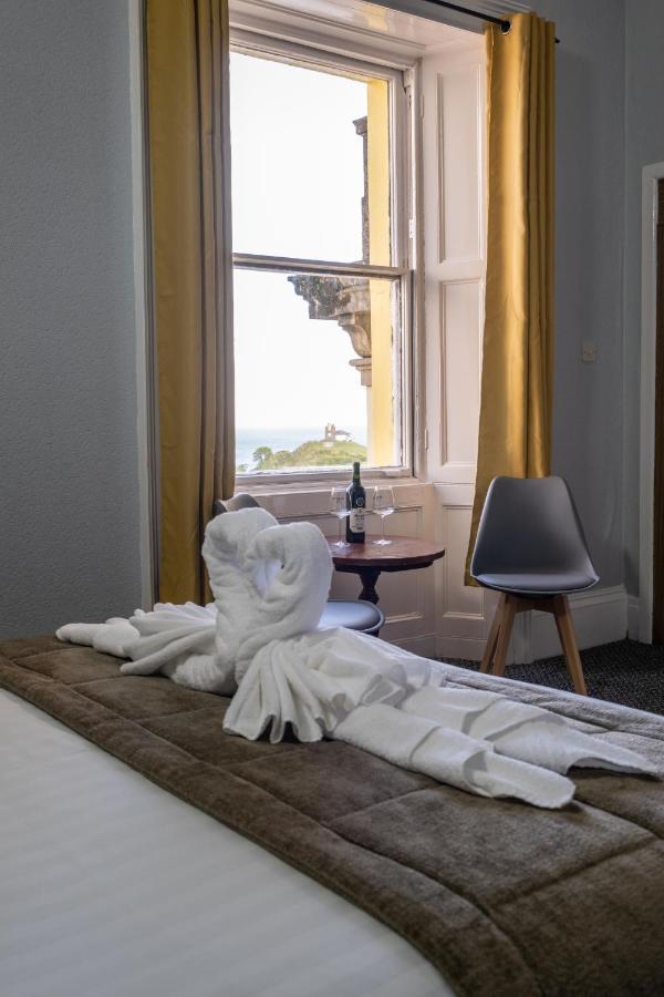 Royal Lion Hotel United Kingdom Buitenkant foto