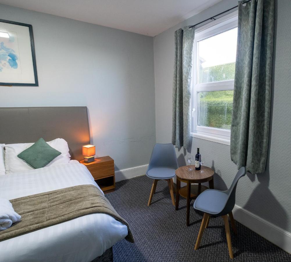 Royal Lion Hotel United Kingdom Buitenkant foto
