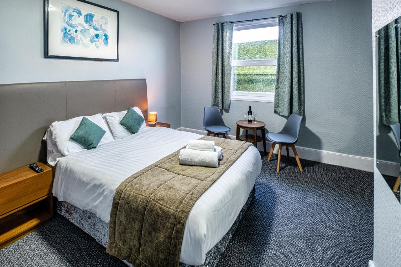 Royal Lion Hotel United Kingdom Buitenkant foto