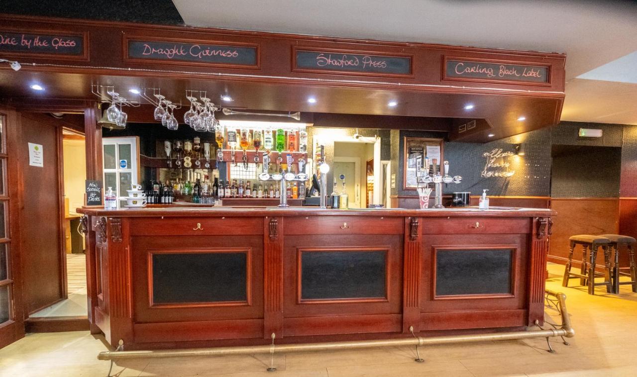Royal Lion Hotel United Kingdom Buitenkant foto