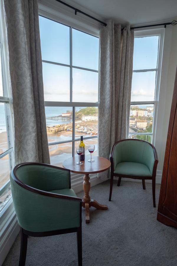 Royal Lion Hotel United Kingdom Buitenkant foto